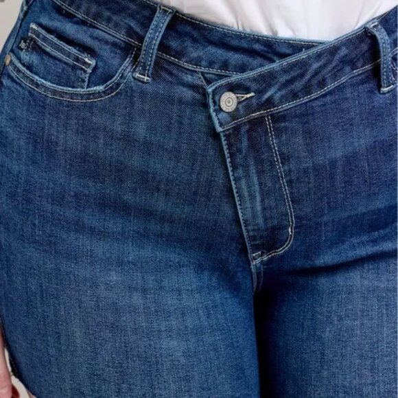 Judy Blue Plus Size High Waist‎ Criss-Cross Waistband Denim Shorts - Picture 9 of 10